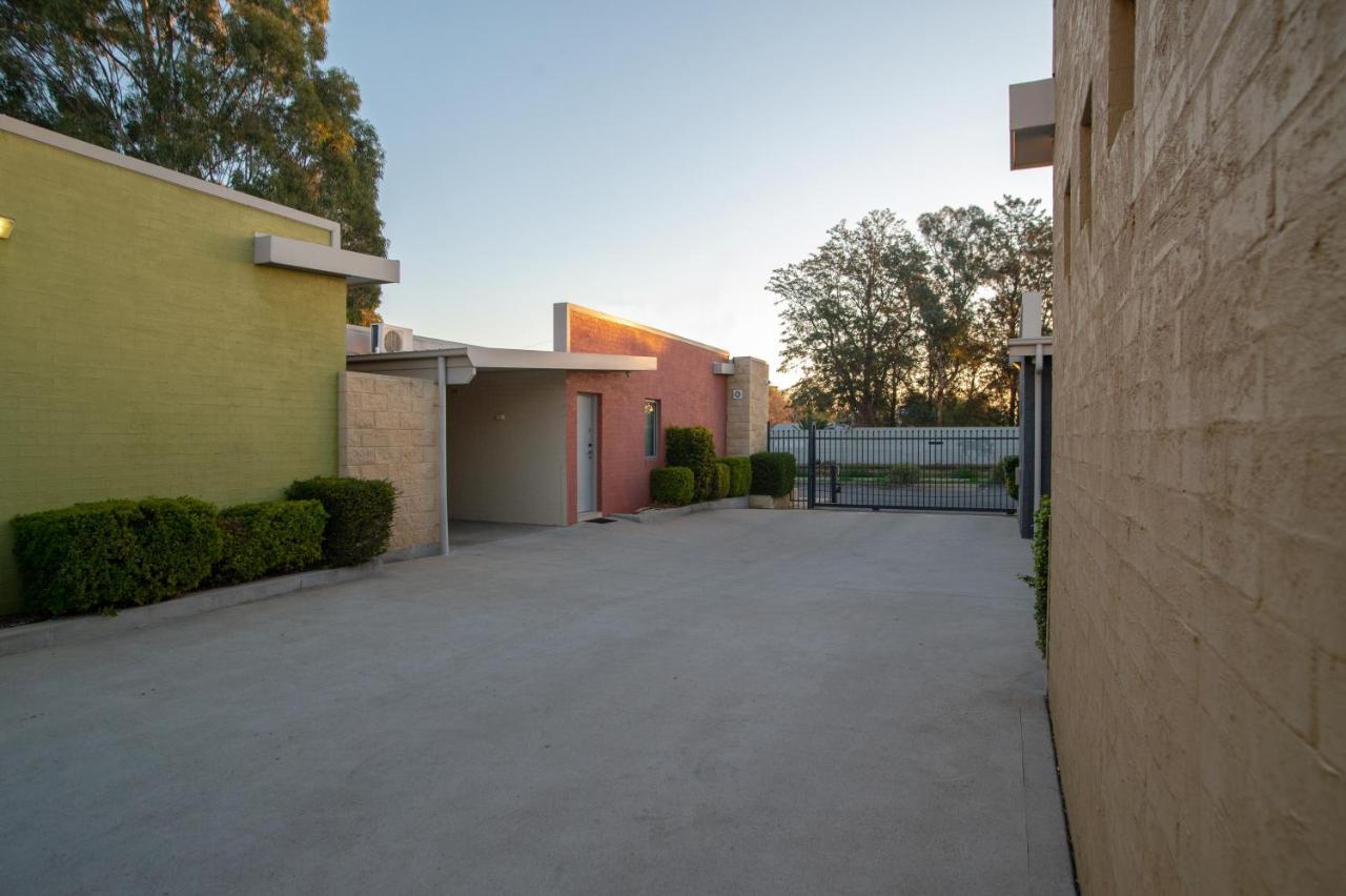 Motel Portman House Scone Exterior foto